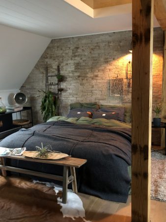 buitenspiegel Michelangelo Arresteren Stijl een houten bankje in huis - Jellina Detmar Interieur & Styling blog